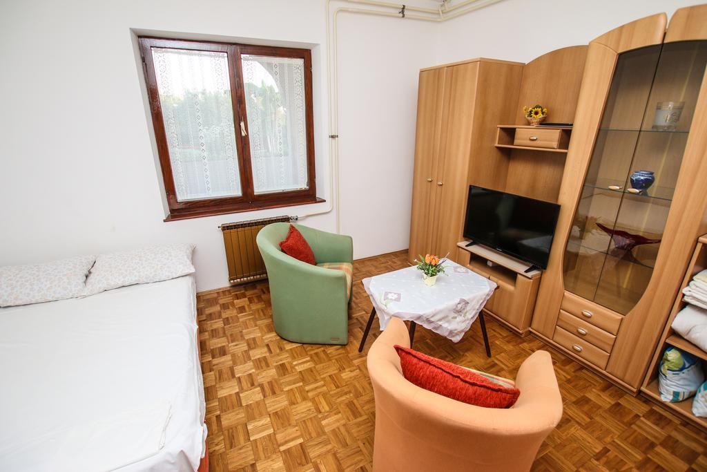 Apartments Ritosa Пореч Экстерьер фото